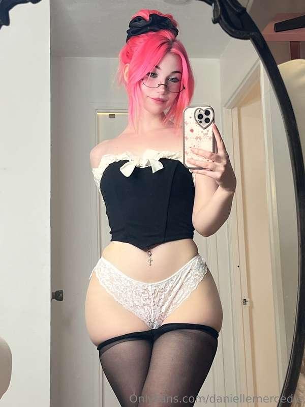 swipe to turn me around 🤭