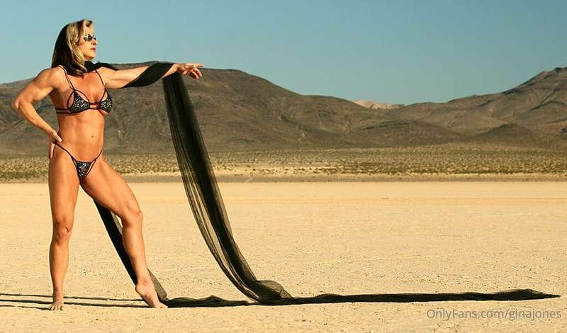 ginajones image #5