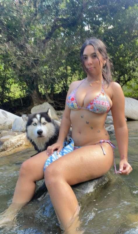 Slide into my DMs whenever you’re ready, cutie! 😉