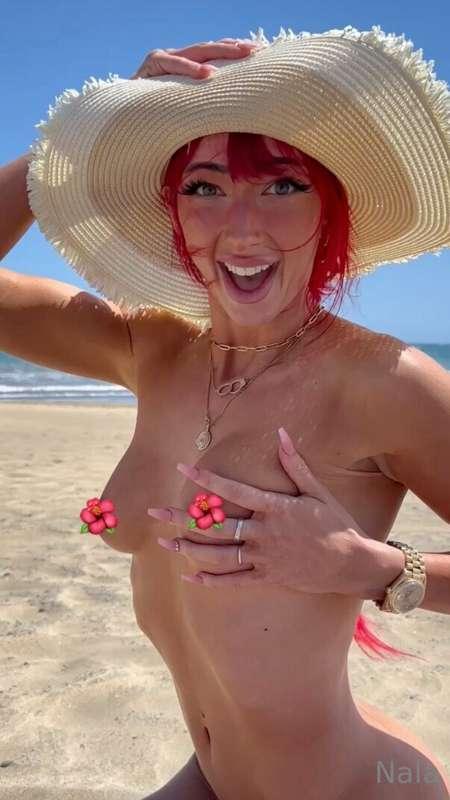 i fucked up and thought it was a nude beach 😳