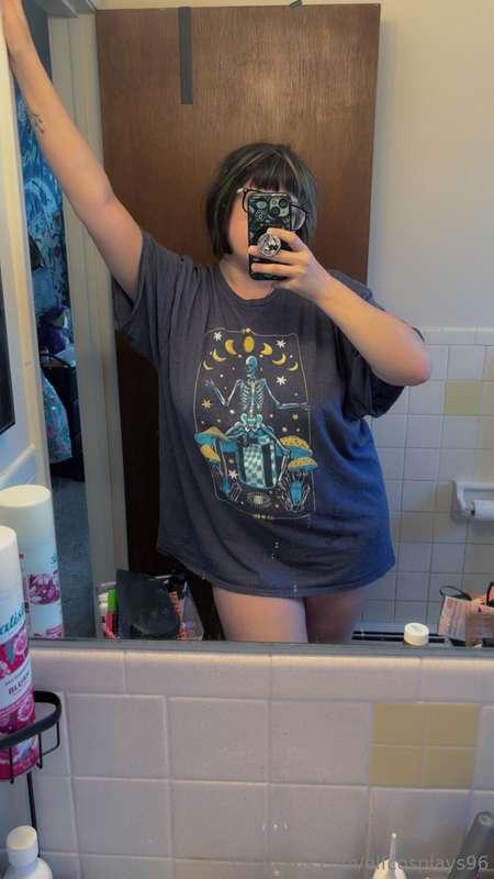 Pantsless Sundays 