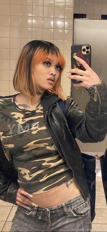 camo shawtyy