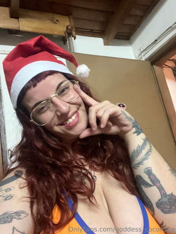 Merry Xmas to yall! 🎄🎁 hope u can enjoy and do what makes u ..