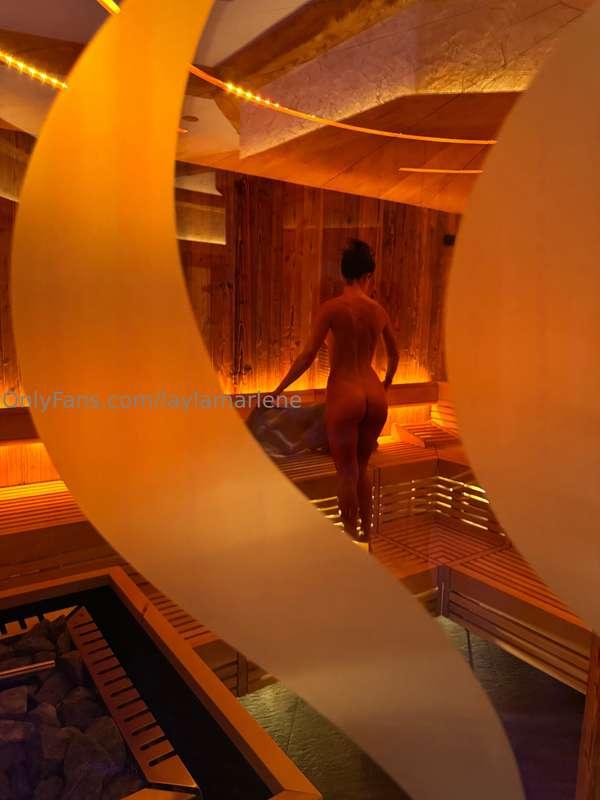 🇮🇹 Nuda nella sauna dell'hotel 👀 vuoi unirti a me?-🇬🇧 Naked ..