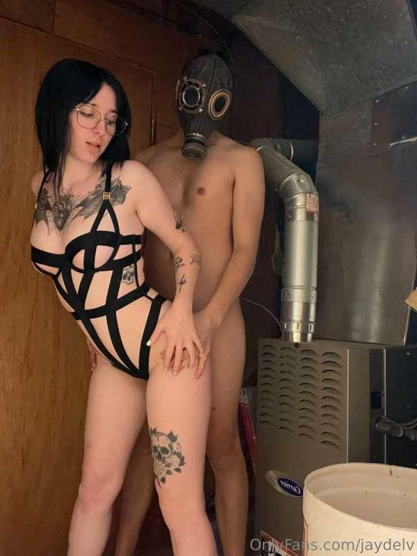 It’s getting hard to breathe in here 🥵