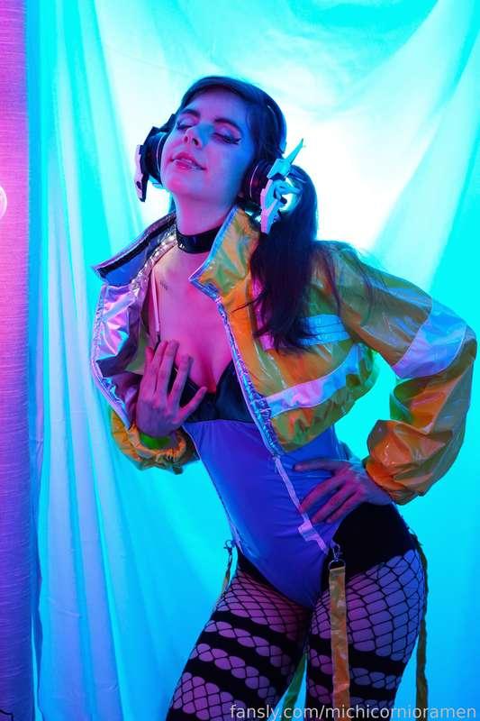 Edgerunner Neon 🦄💙✨

#neon #lights #headchain #bed #smalltits #petitgirl #petite #cute #slim #thin #teen #hd #hot #young #natural #skinny #white #body #bodysuit #bigass #ass
