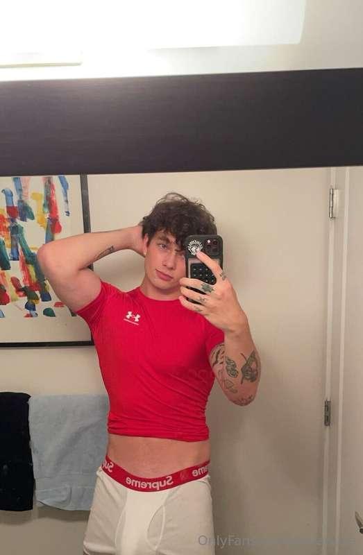 Felt cute might delete later 😏