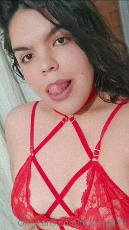 💘 Free Subscription 💘

My sexy and sweet friend @roxyskyx is..