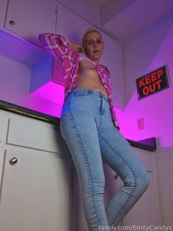emilyella image #4