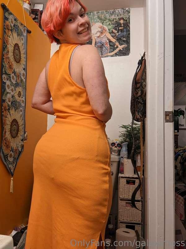 New orange dress!
A mom hit on me when i came out of the cha..