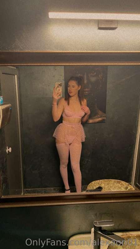 👀👀