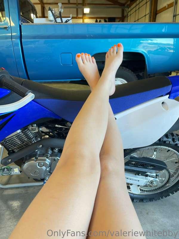 valeriewhitebby main image