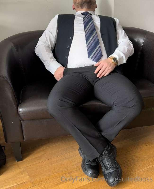thesuitedboss image #3