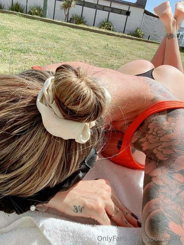 @chivahot🫦

🔥Sexting 
🤳Photos
🔥Personalized content
👌Fetishe..