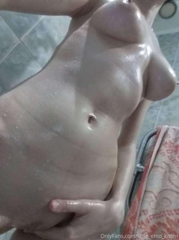 oops i guess i shouldn't have promised the new tentacle vide..
