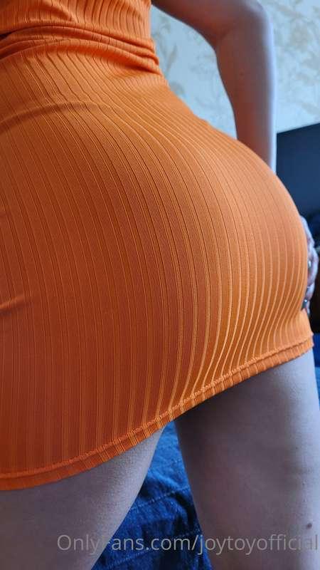Do you like the shape of my ass?🧐