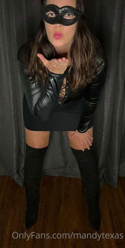 Did a little photo shoot tonight 😘