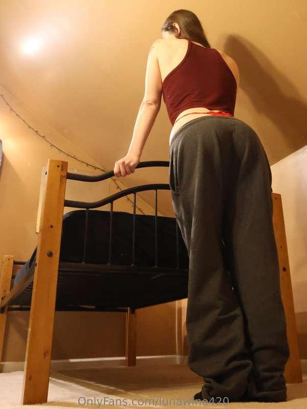 This seems like a great place to tie me up and use me 😈