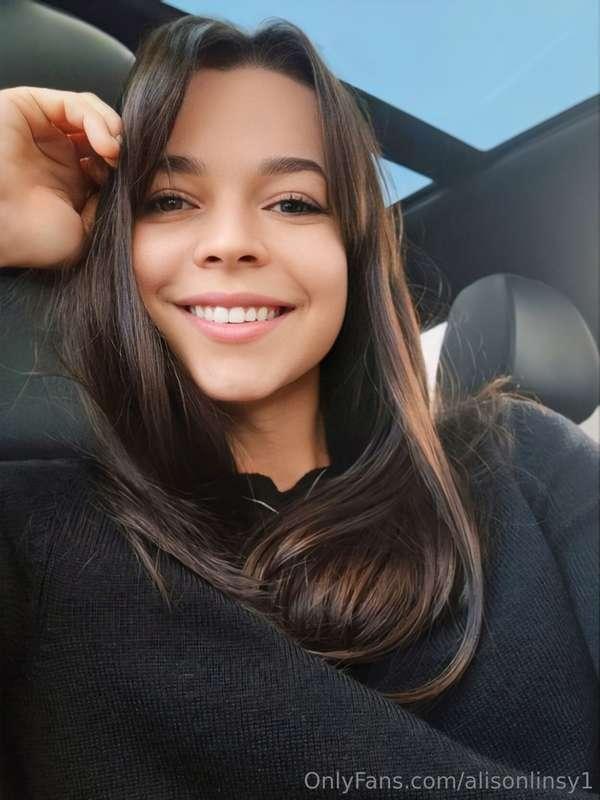 💋 This hottie 😍 @sirensilhouetteer knows how to induce the b..