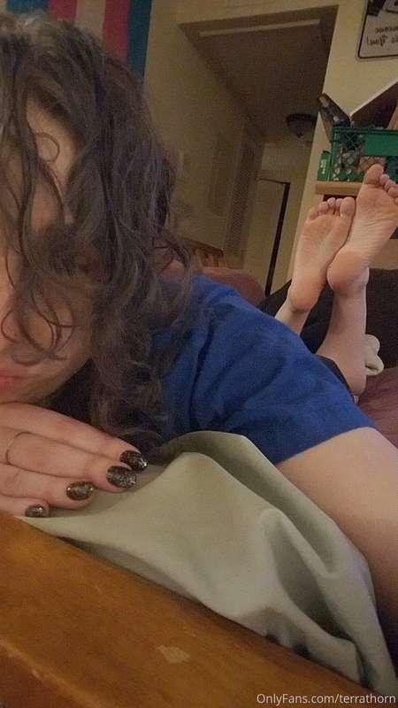 Where my feet lovers at?