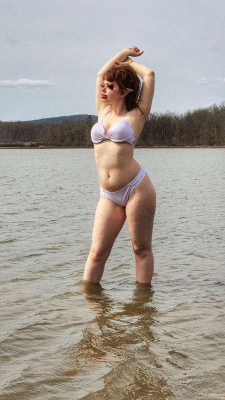 dirty water-dirty girl
•
The bottom of this lake is just roc..