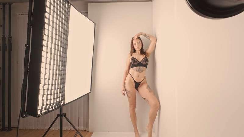 Sabrina S - Studio :BTS