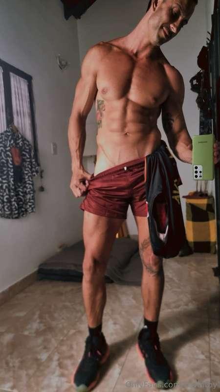 100% homemade amateur content🍿VIP➡️ @KEVINTOYVIP 