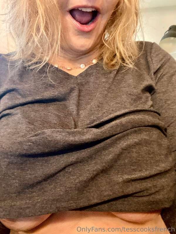 Uh-Oh Teacher Tess! No bra! 😈