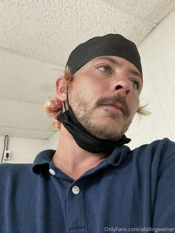 9 more follower till I reach this months goal so naturally t..