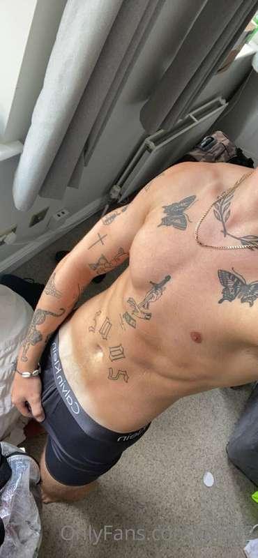 I'm more than a handfull! 😈
