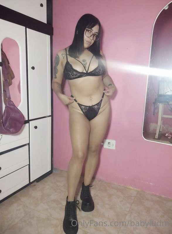 I want to play with you 😈🤑