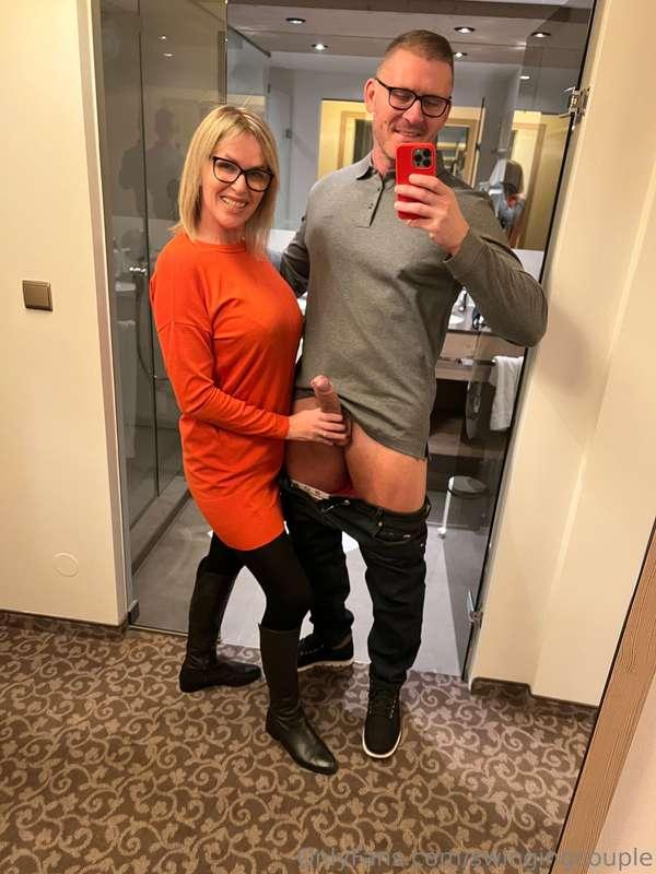 swingingcouple image #2