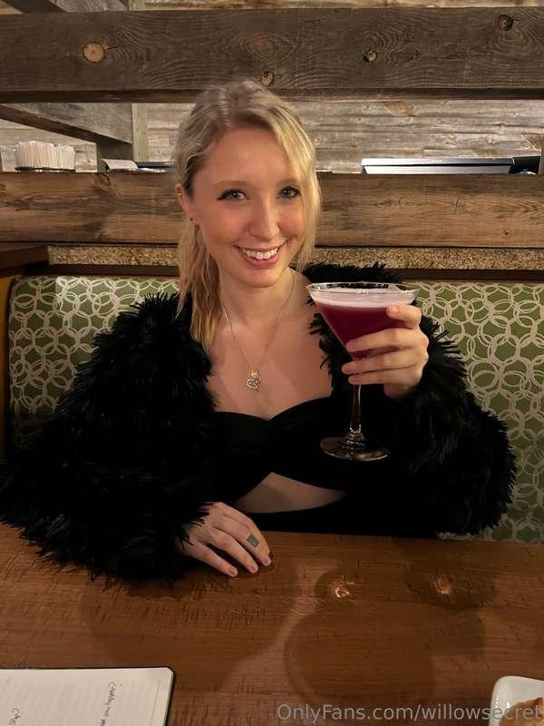 POV: You're on a date with me in Vegas 🤭 What would we talk ..