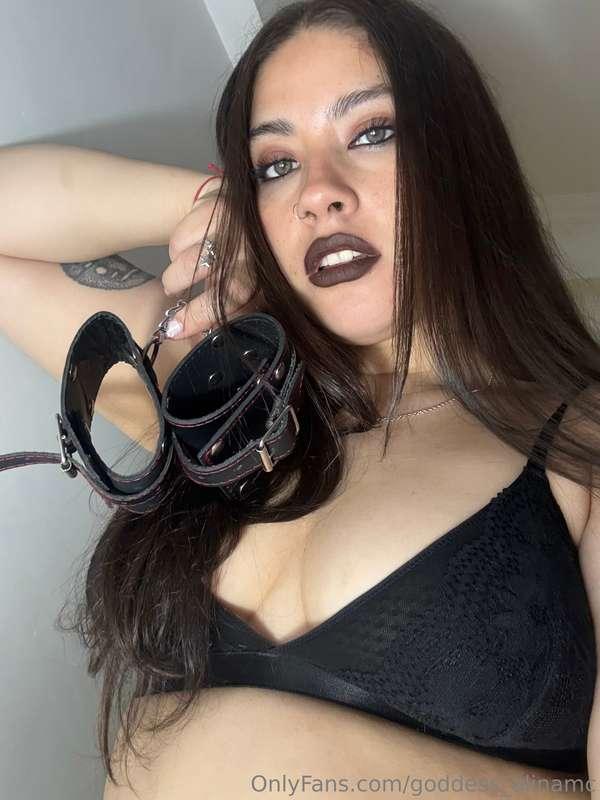 I want a slave who will obey me and do everything I ask ⛓️⛓️..