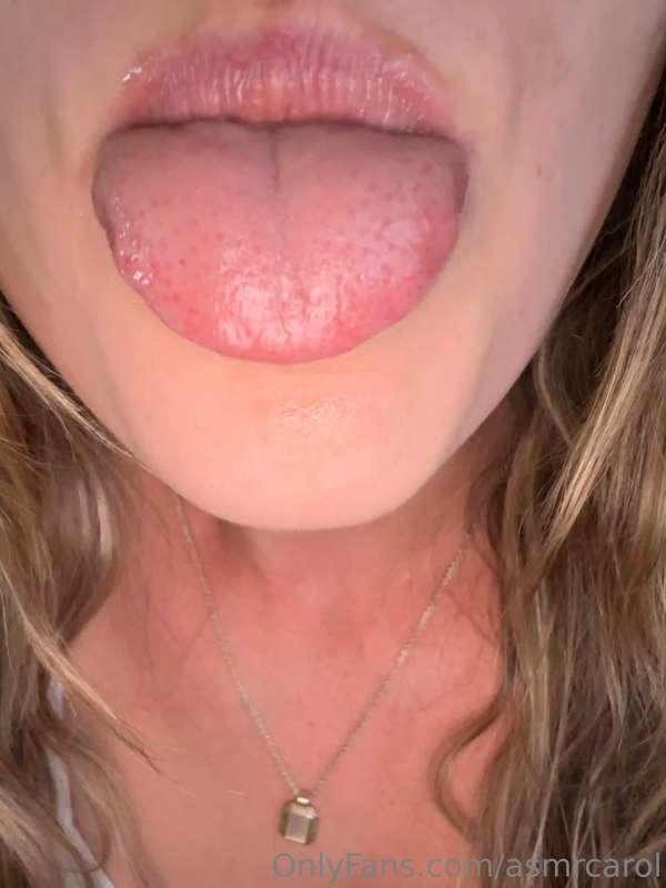 asmrcarol image #4