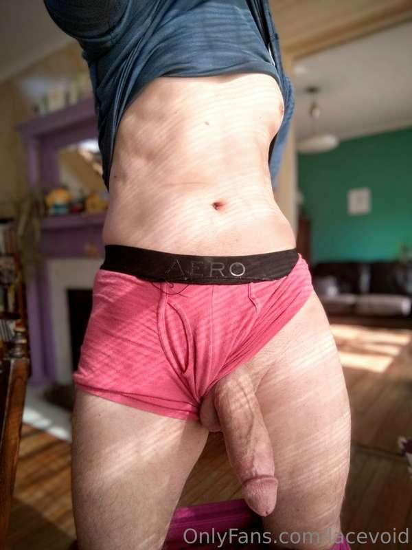 Always begging for a mouth 🤤🤤