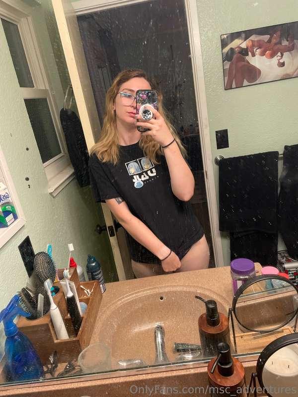 I finally got black jewelry for my nipple piercings! Hope yo..