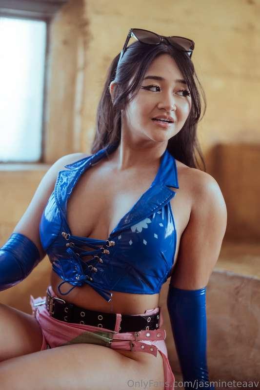 playful heart, baddie spark 💙✨🌸 https://onlyfans.com/jasmine..