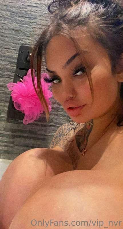 I can't sleep, can we have some fun instead babe?