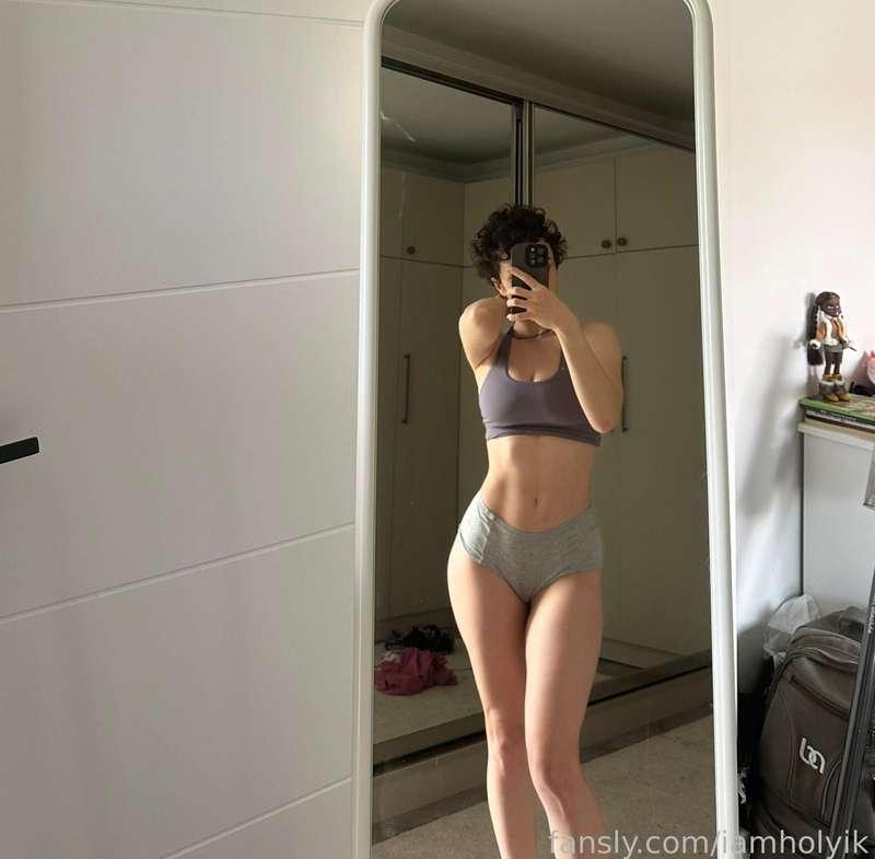 iamholyik image #1