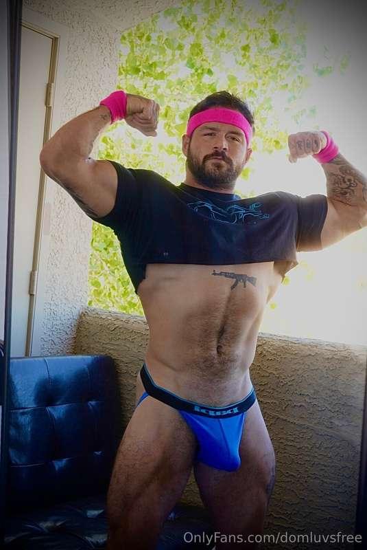 People say im intimidating but I promise I only wanna fuck y..