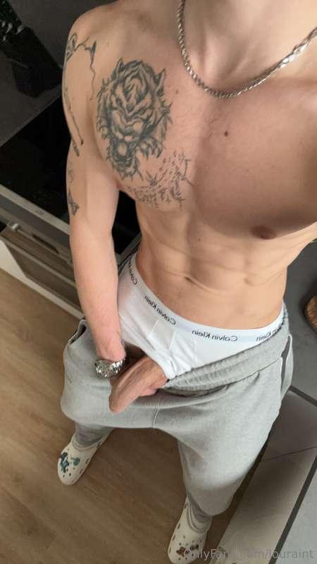 I have a surprise waiting for you… wanna see it? 😉😈