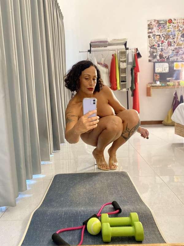honeybanana1 image #0