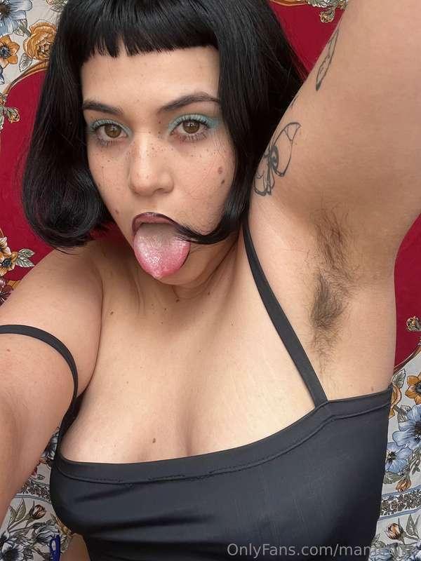 Can you handle this naughty little tease? Tongue out and wai..