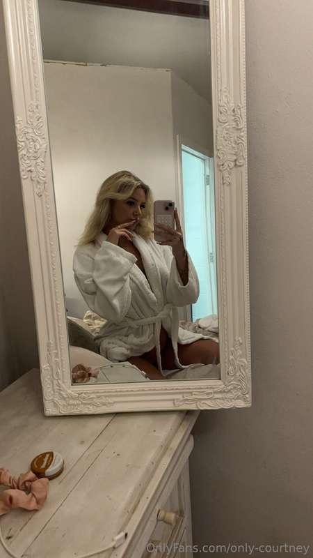Pick one.. bath robe or naked?? 