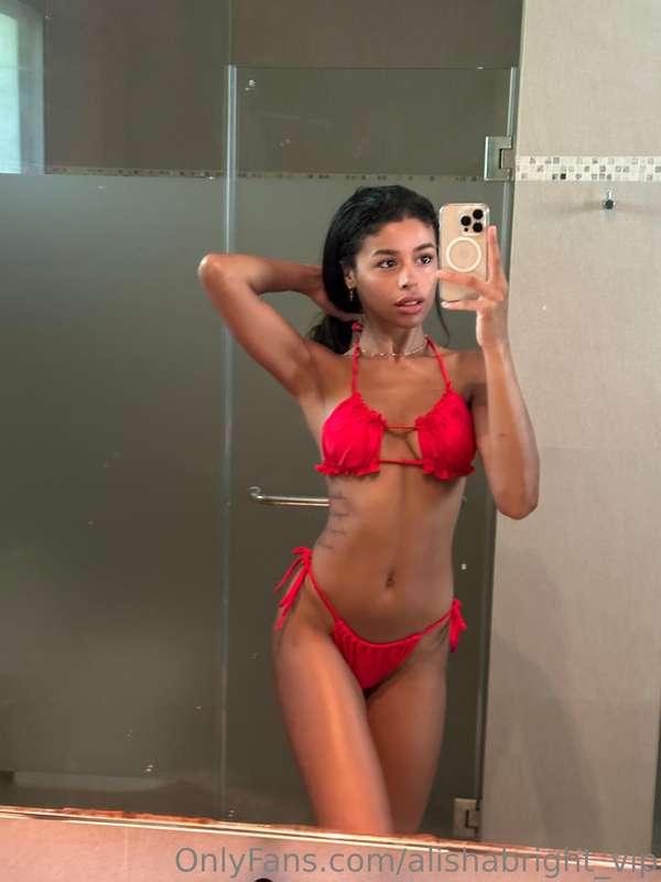 Guess how many countries I visit👅🥰