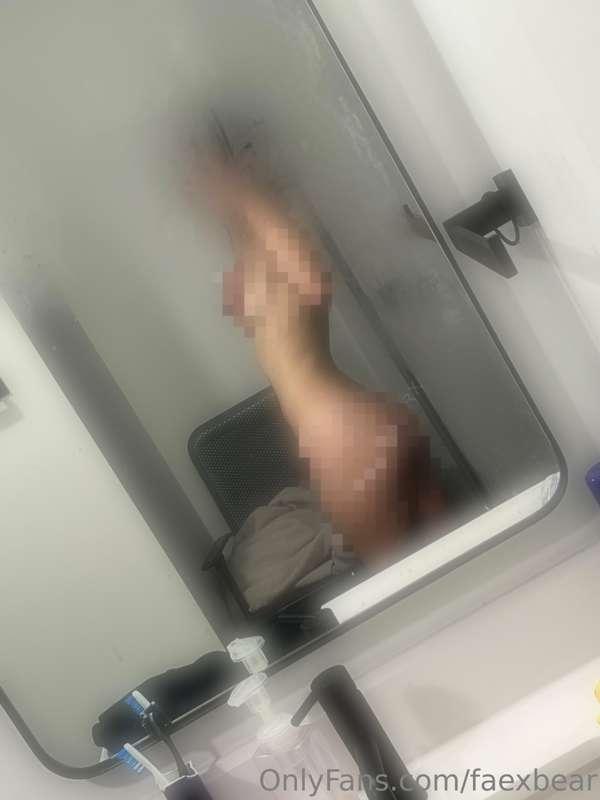 foggy mirror noods 😶‍🌫️🍑🍑🍑