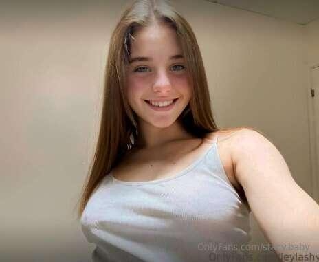 🔥𝐅𝐑𝐄𝐄🔥𝐅𝐑𝐄𝐄🔥𝐅𝐑𝐄𝐄🔥
This innocent cutie @leylashy loves to ride..