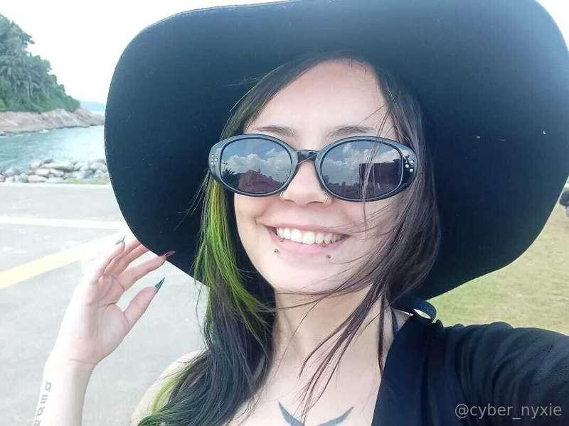 cyber_nyxie image #3