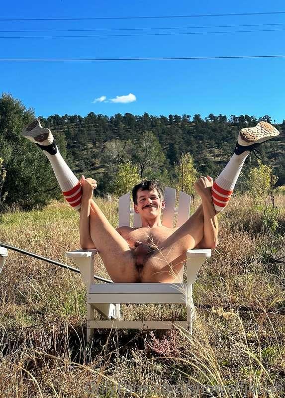 I’m on a farm in New Mexico this week filming for Himeros. I..